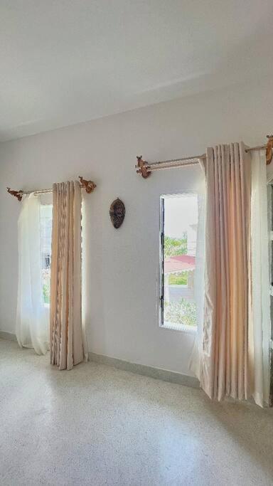 White Villa - Paparemo Beach Watamu Luaran gambar