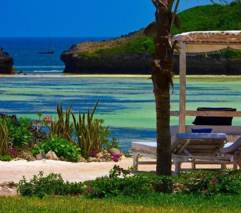 White Villa - Paparemo Beach Watamu Luaran gambar